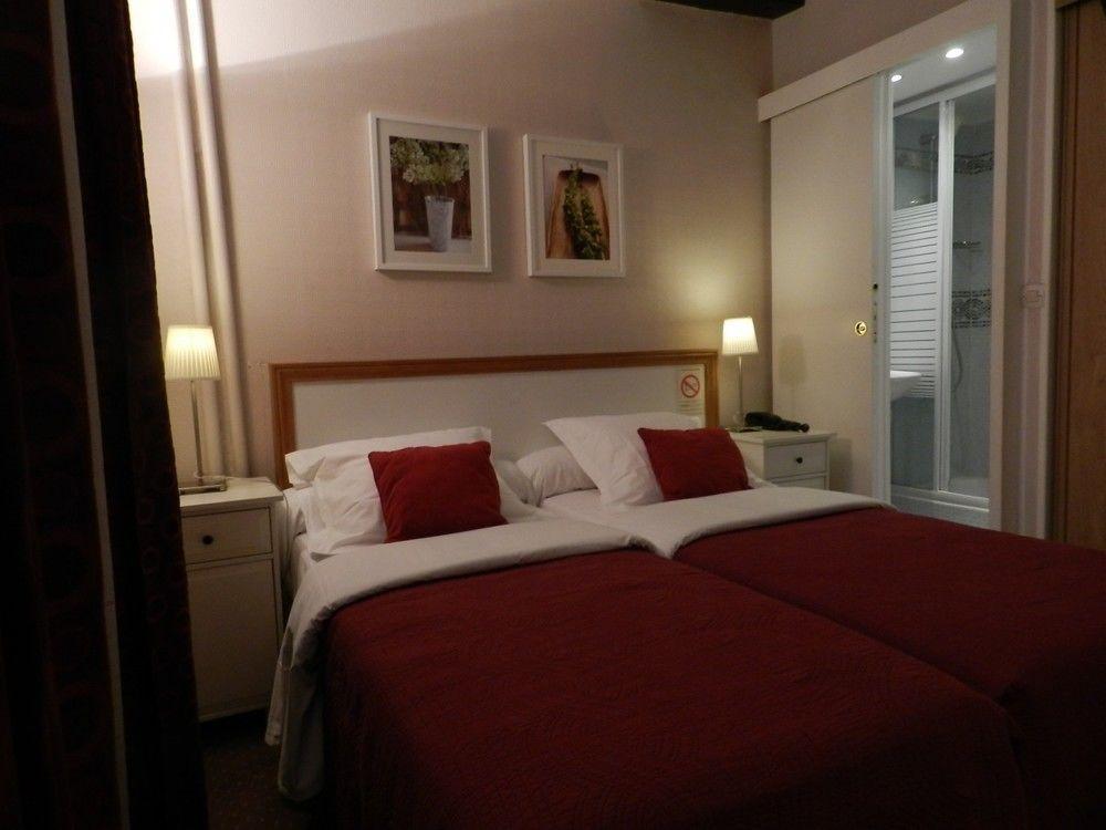 Hotel Bellan Париж Екстериор снимка