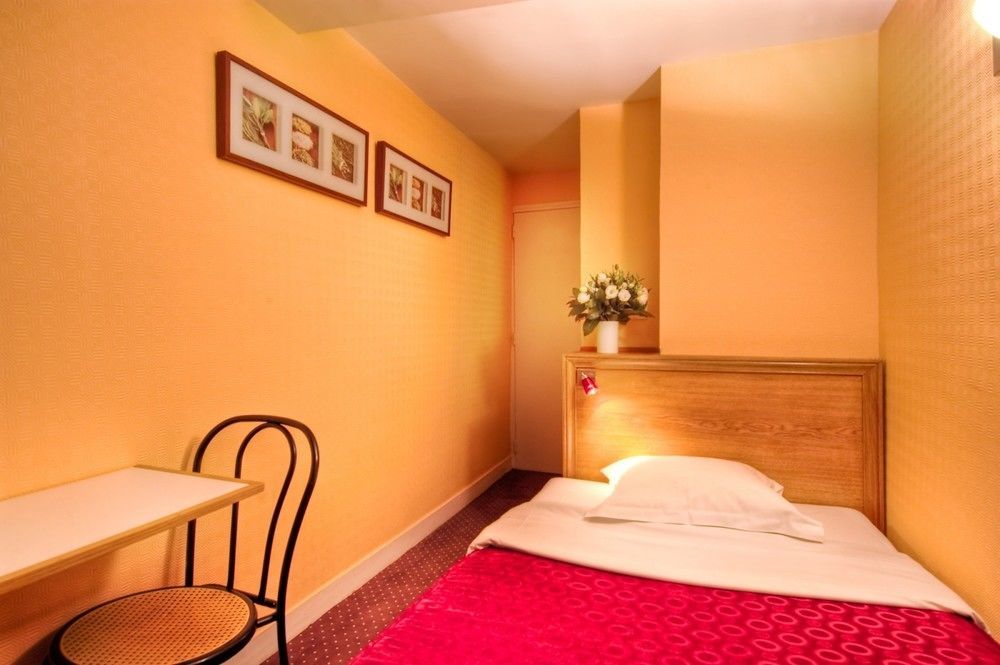 Hotel Bellan Париж Екстериор снимка