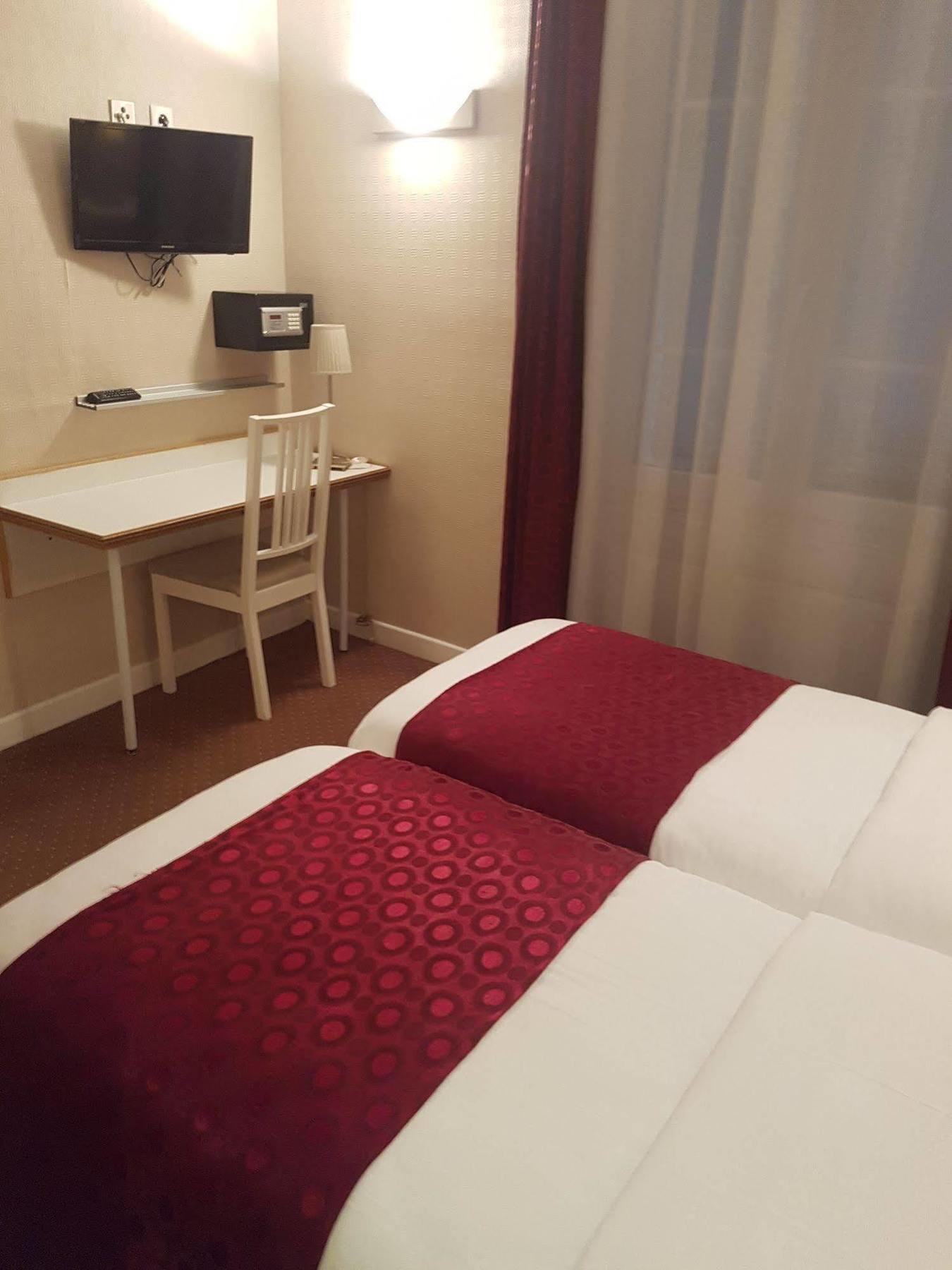 Hotel Bellan Париж Екстериор снимка