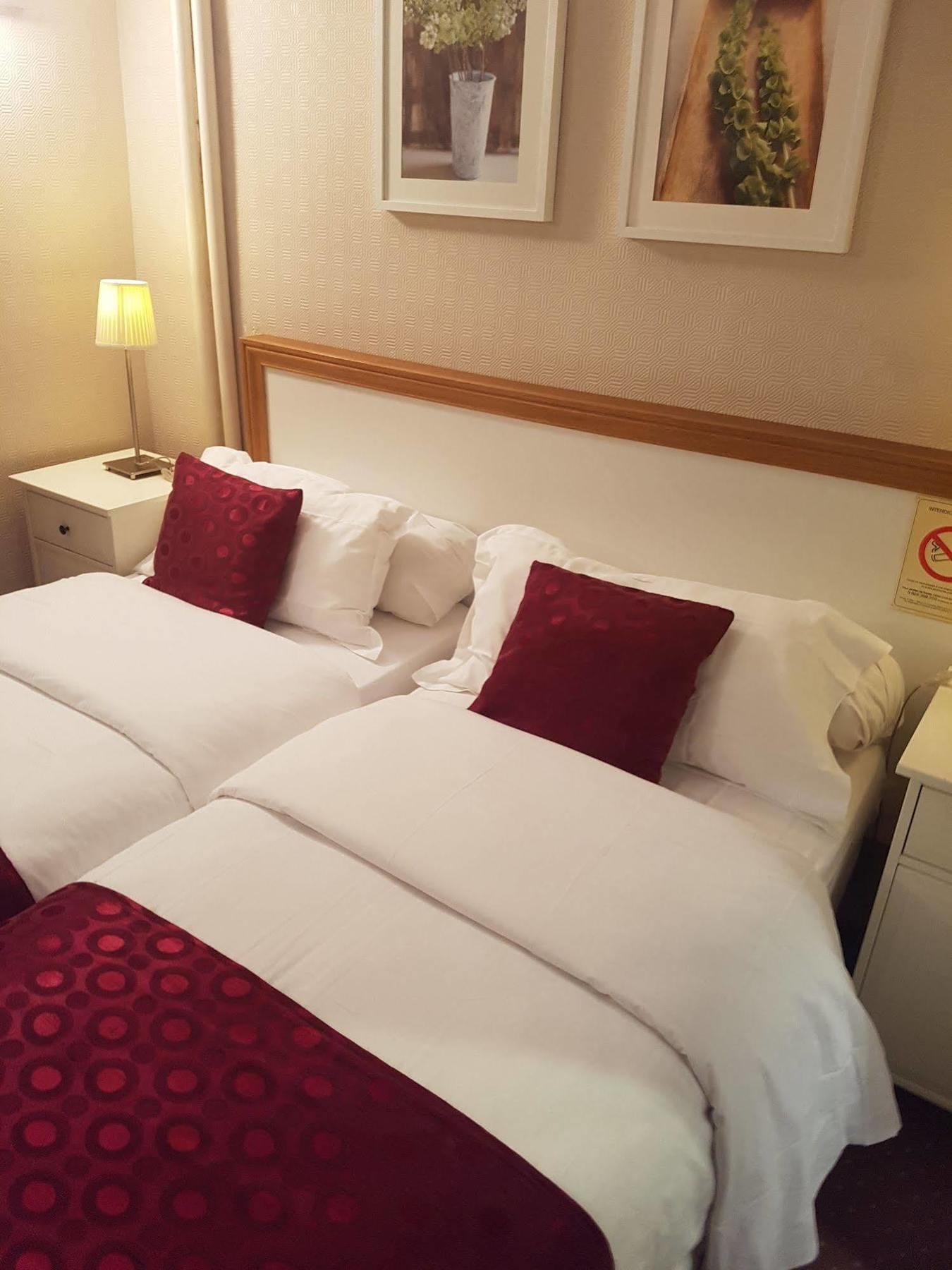 Hotel Bellan Париж Екстериор снимка